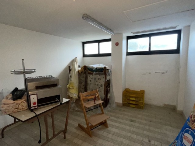 Commercial in Sotogrande