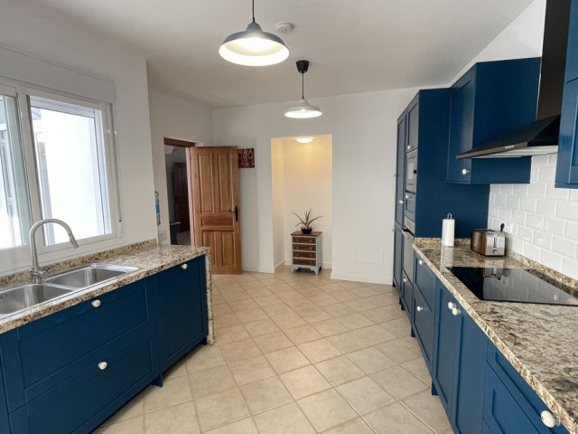 5 Sovrums Radhus i Alhaurín el Grande