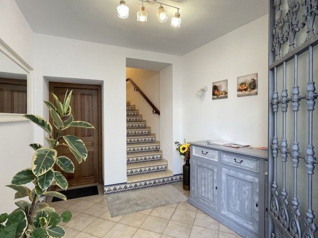 Maison mitoyenne avec 5 Chambres  à Alhaurín el Grande