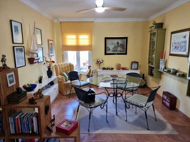 Maison mitoyenne avec 3 Chambres  à San Pedro de Alcántara