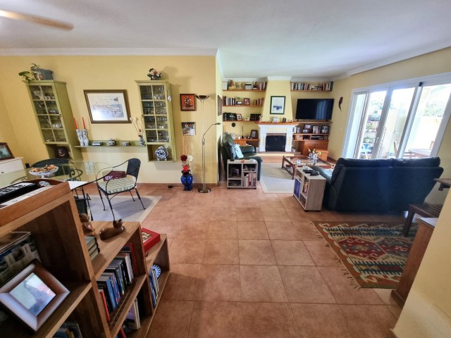 Maison mitoyenne avec 3 Chambres  à San Pedro de Alcántara