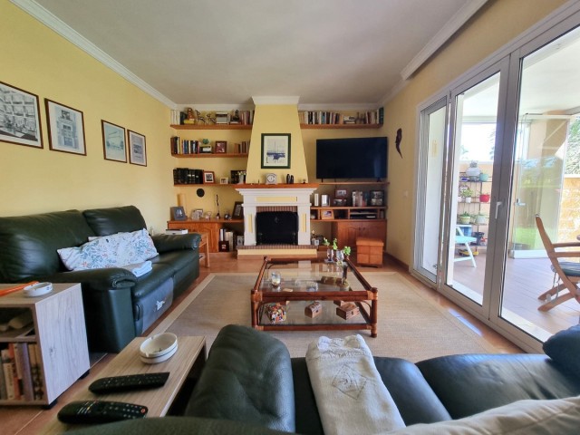 Maison mitoyenne avec 3 Chambres  à San Pedro de Alcántara