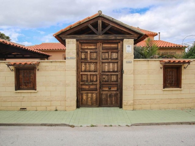 10 Bedrooms Villa in Alhaurín de la Torre