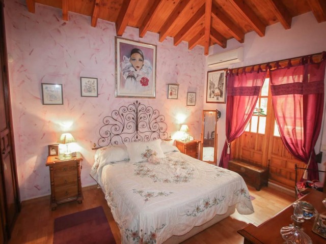 10 Schlafzimmer Villa in Alhaurín de la Torre