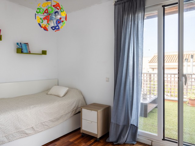 Maison mitoyenne avec 3 Chambres  à Mijas
