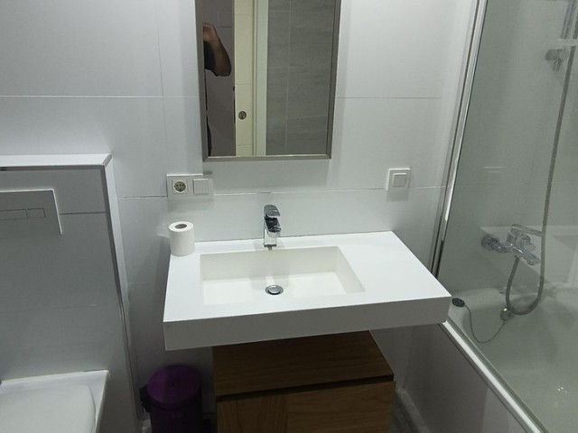 2 Sovrums Lägenhet i Marbella