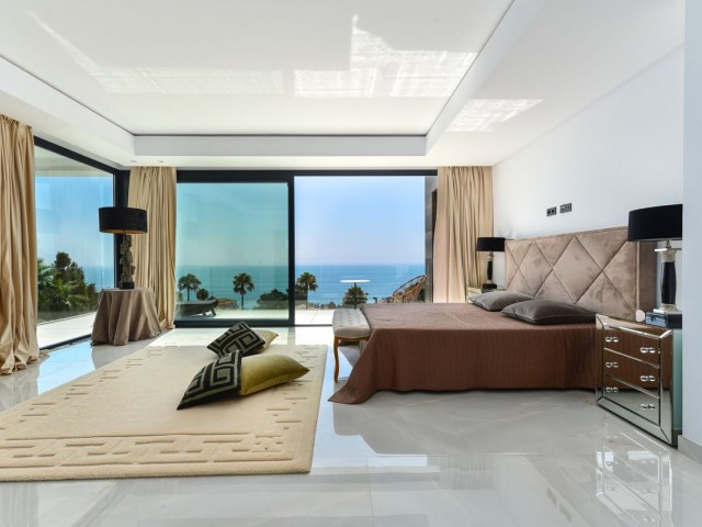 4 Sovrums Villa i Manilva