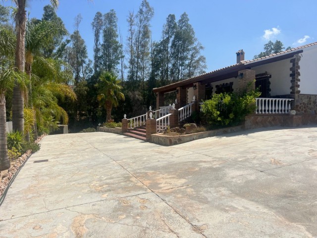 3 Schlafzimmer Villa in Alhaurín el Grande