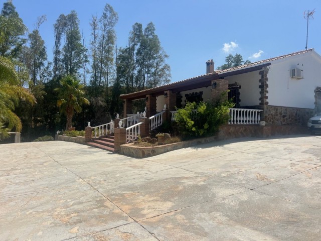 3 Schlafzimmer Villa in Alhaurín el Grande