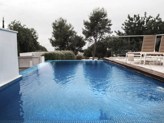 5 Bedrooms Townhouse in Sierra Blanca