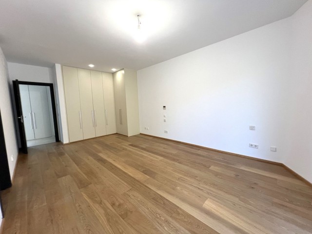 5 Makuuhuoneen Rivitalo Sierra Blanca