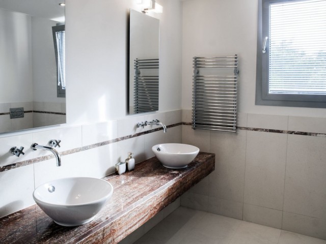 5 Bedrooms Townhouse in Sierra Blanca