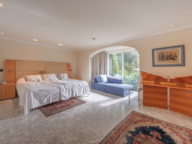 4 Bedrooms Villa in Nagüeles