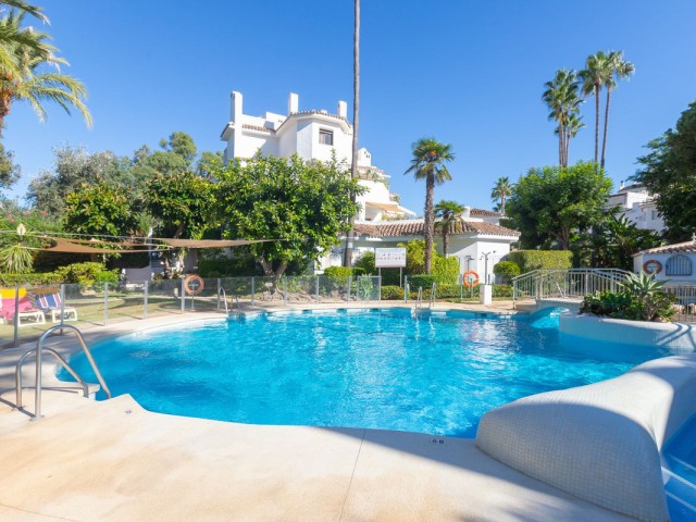Apartment, Elviria, R4813876
