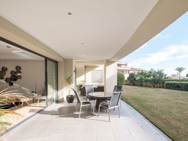 Apartment, Sierra Blanca, R4818856