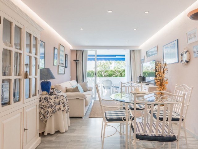 Apartment, Marbella, R4820128