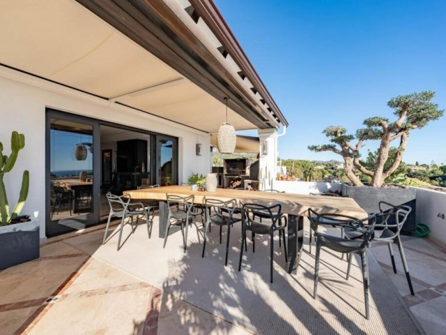 Penthouse, Sierra Blanca, R4640017