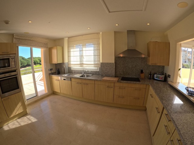 Appartement avec 3 Chambres  à San Roque