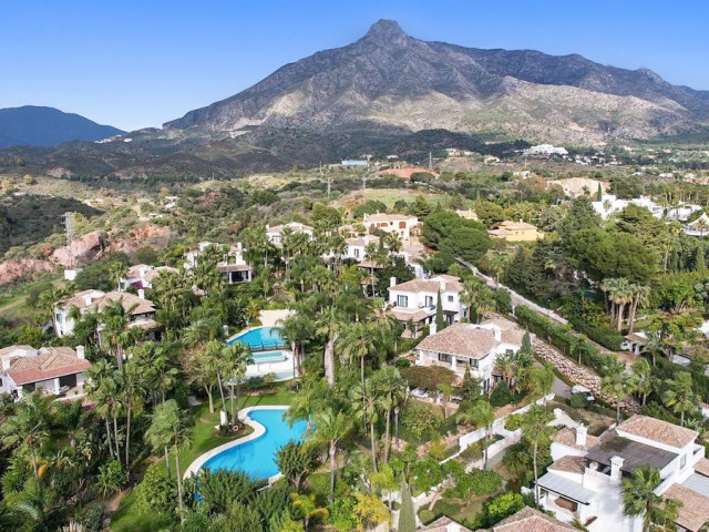 6 Bedrooms Villa in The Golden Mile