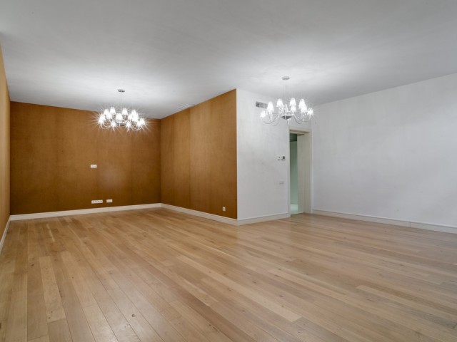 Villa avec 6 Chambres  à The Golden Mile