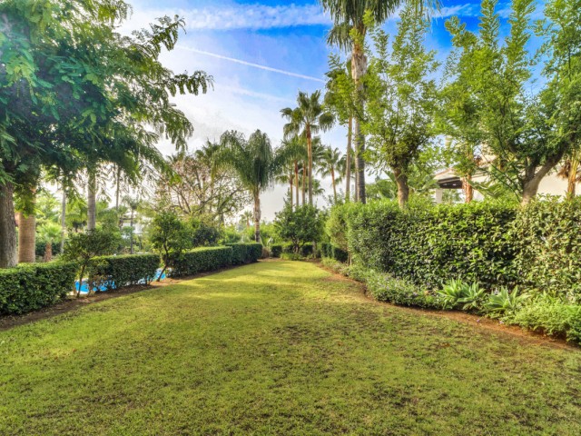 Villa avec 6 Chambres  à The Golden Mile