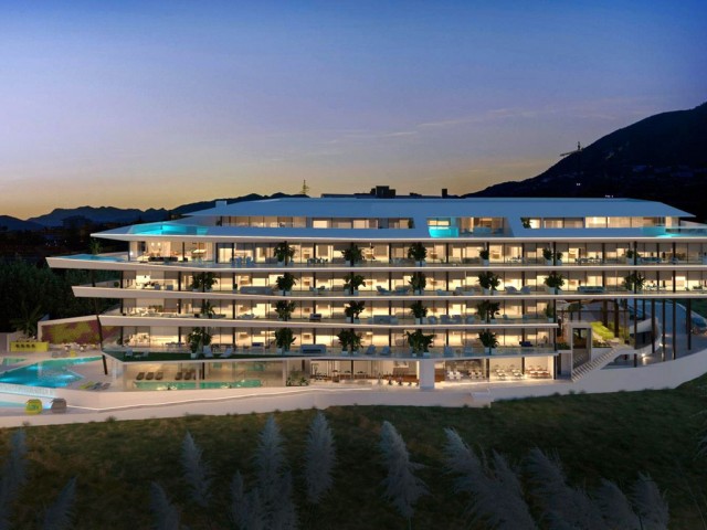 Apartamento con 3 Dormitorios  en Benalmadena Costa