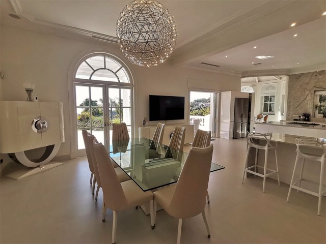 Villa avec 6 Chambres  à La Zagaleta