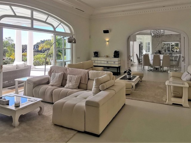 Villa avec 6 Chambres  à La Zagaleta