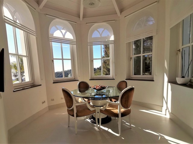 Villa avec 6 Chambres  à La Zagaleta