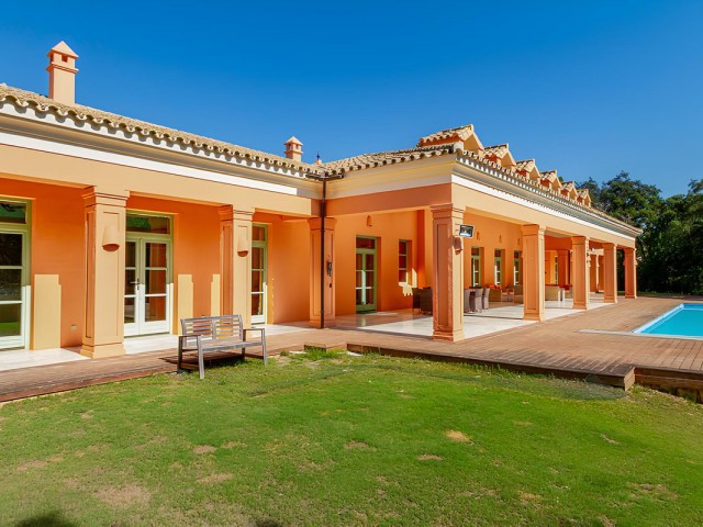 6 Sovrums Villa i Sotogrande Alto