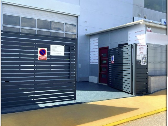 Commercial avec 0 Chambres  à San Pedro de Alcántara