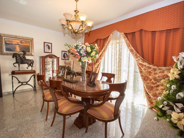 5 Schlafzimmer Reihenhaus in Mijas