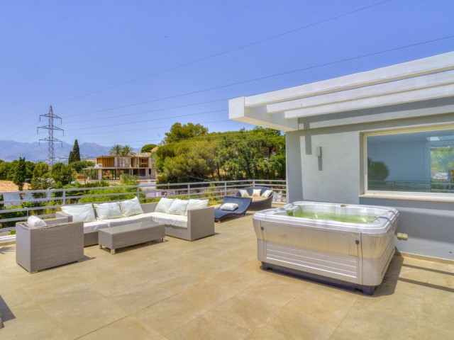 Villa avec 5 Chambres  à El Rosario