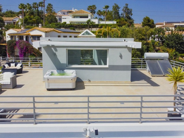 Villa avec 5 Chambres  à El Rosario