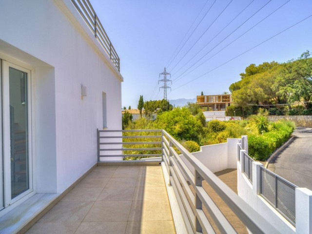 Villa avec 5 Chambres  à El Rosario