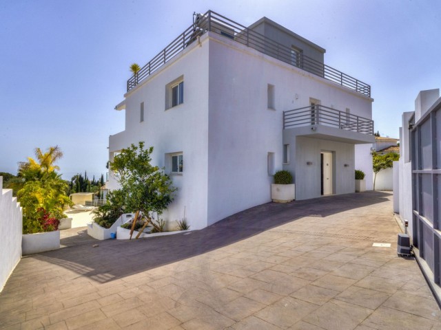 Villa avec 5 Chambres  à El Rosario
