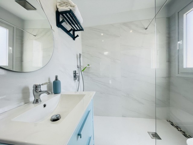 3 Bedrooms Villa in La Duquesa