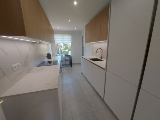 2 Slaapkamer Appartement in La Duquesa