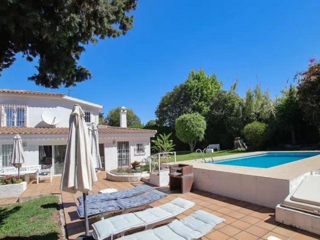 5 Slaapkamer Villa in San Pedro de Alcántara