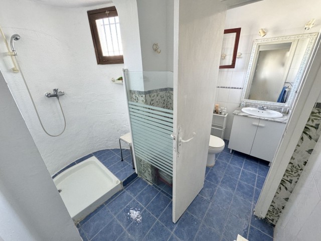 4 Bedrooms Villa in Calahonda