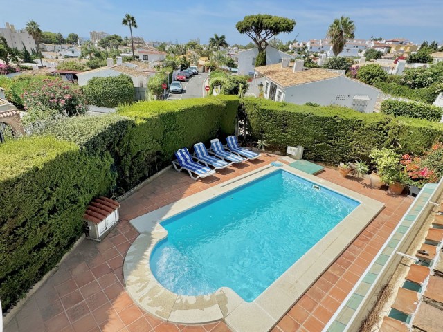 Huvila, Calahonda, R4835191