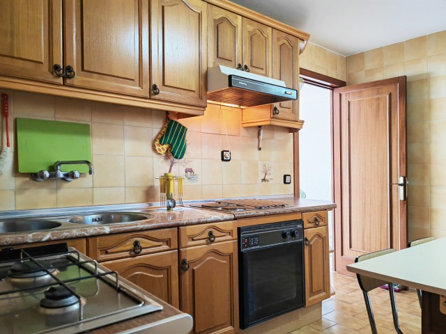 Apartamento con 5 Dormitorios  en Los Boliches