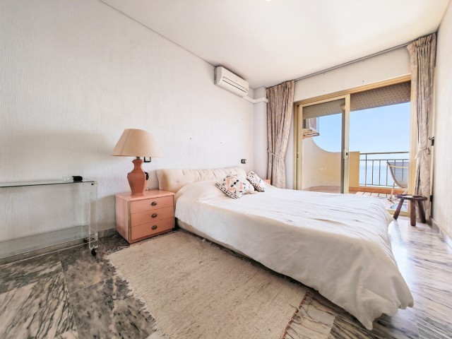 5 Schlafzimmer Apartment in Los Boliches