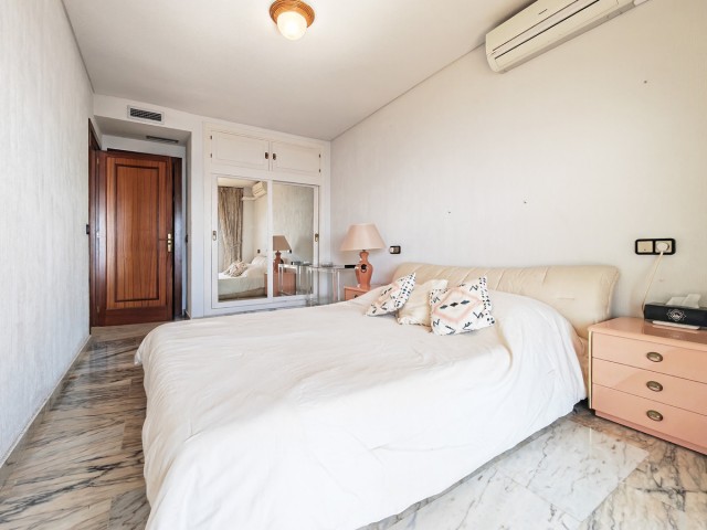 5 Schlafzimmer Apartment in Los Boliches