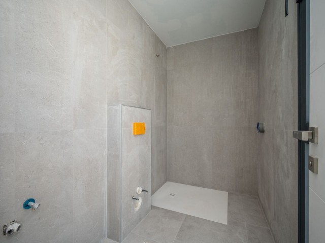 4 Bedrooms Villa in El Chaparral