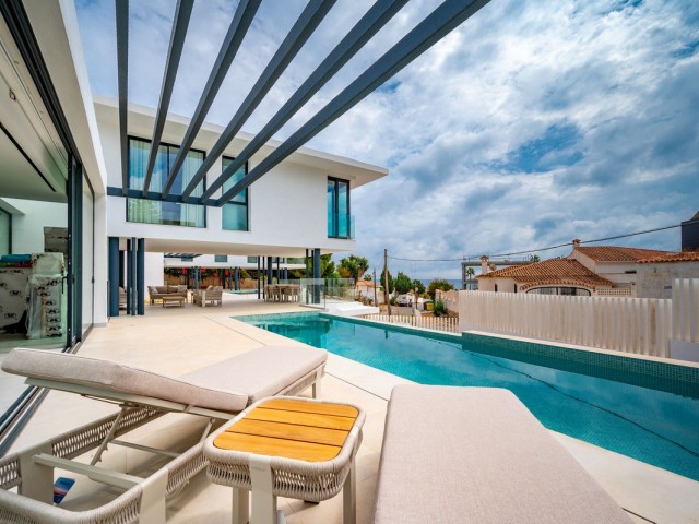 4 Slaapkamer Villa in El Chaparral