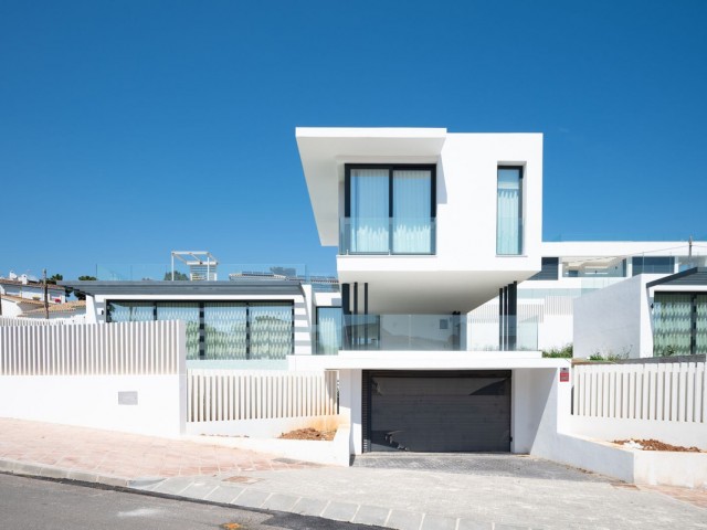 4 Slaapkamer Villa in El Chaparral