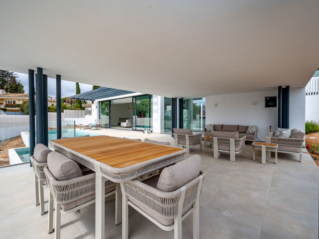 4 Slaapkamer Villa in El Chaparral