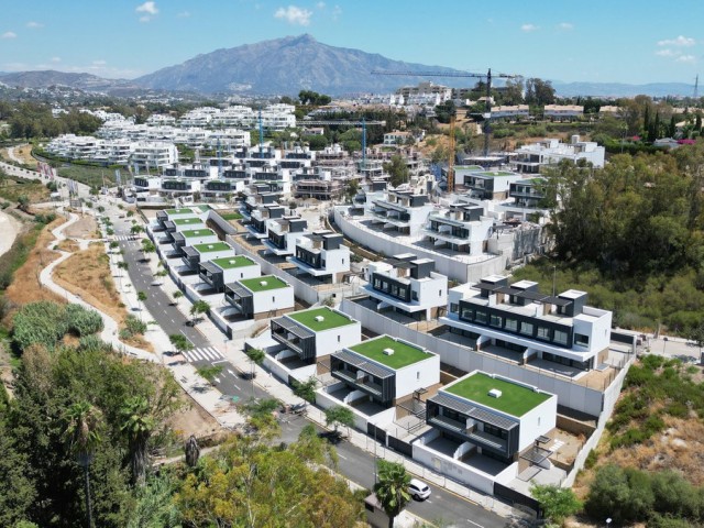 Villa avec 3 Chambres  à Estepona