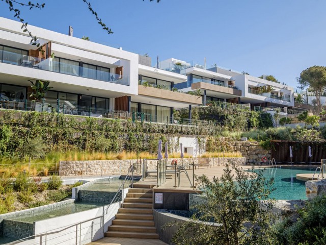 2 Bedrooms Apartment in Cabopino